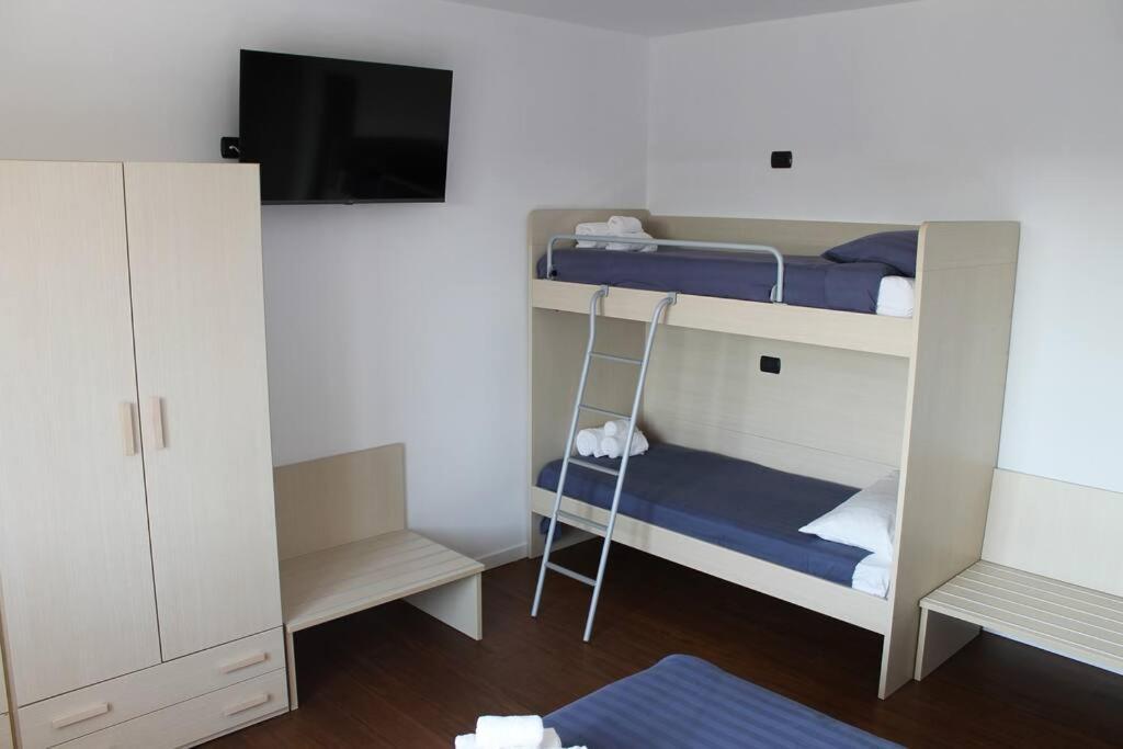 Snorky Apartments Azzano San Paolo Luaran gambar